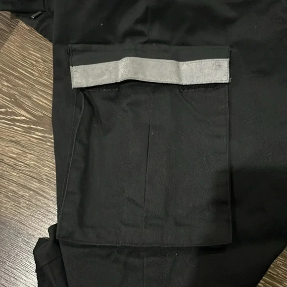 Galls EMT Pant size 36 waist with reflective strips on the pocket - Picture 8 of 9